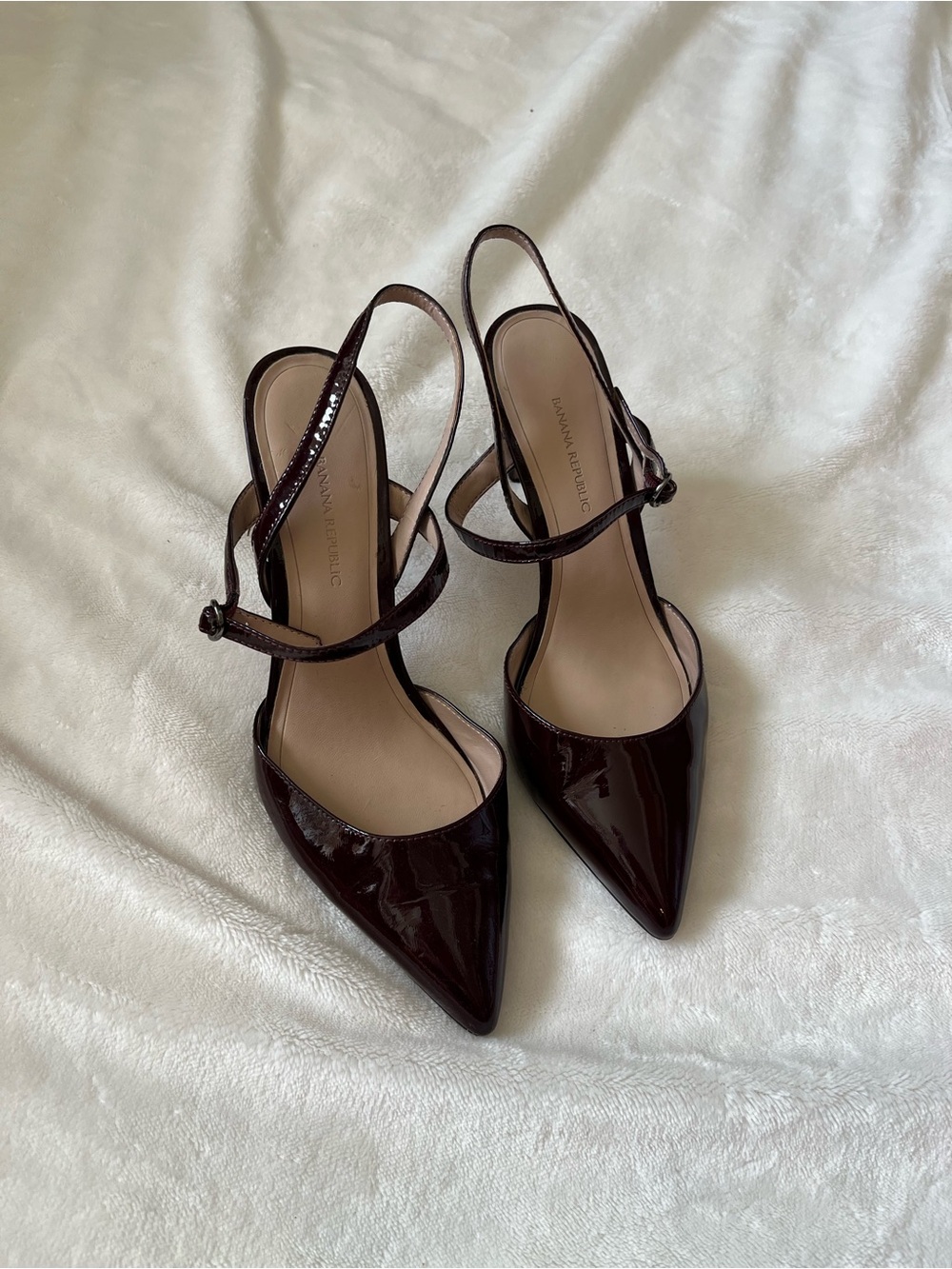 Banana Republic Women's Patent Leather Pointed Toe Slingback Pumps - Dark Plum